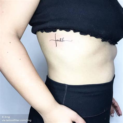 tattoo en la costilla para mujer|Tatuajes en las costillas/costado: 90 diseños HD para。